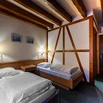 Et Du Scharrach Hotel 2*