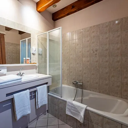 호텔 Et Du Scharrach 2*