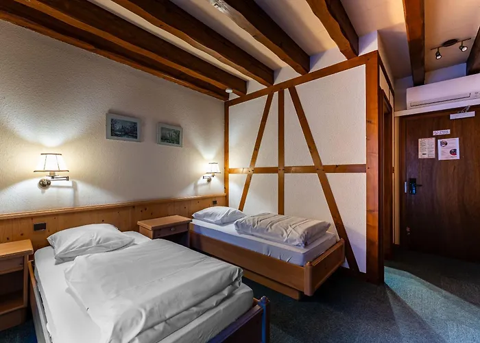 Et Du Scharrach 호텔 2*